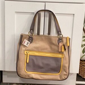 Coach 22430 Poppy Leather Color Block Hallie East West Tote Bag NWT